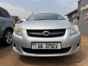 Toyota Fielder 2011